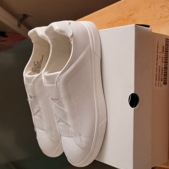 Fabletics Laurel Court Sneaker NEW! 9 - Picture 4 of 5